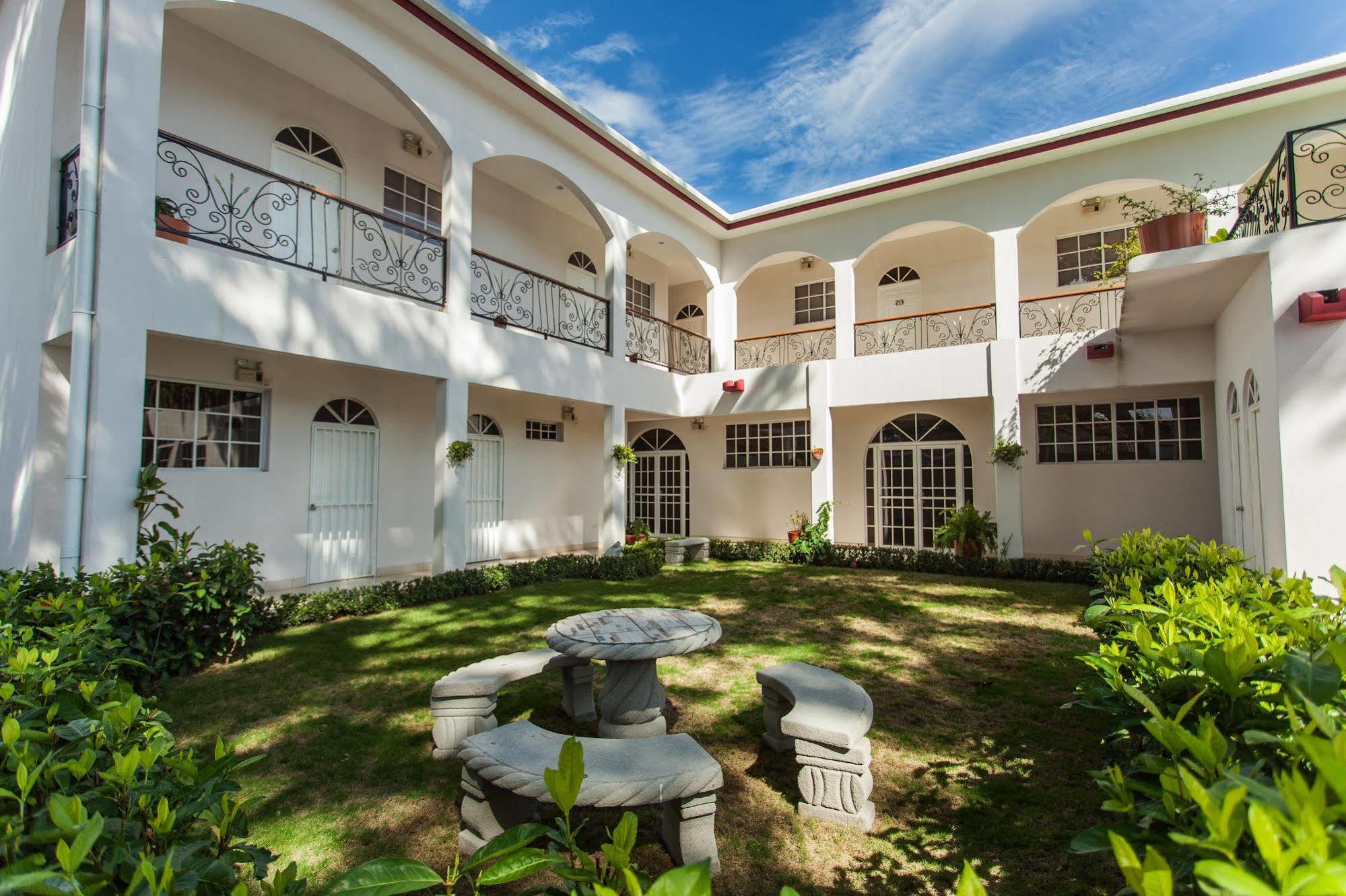 Executive Managua Manágua Exterior foto